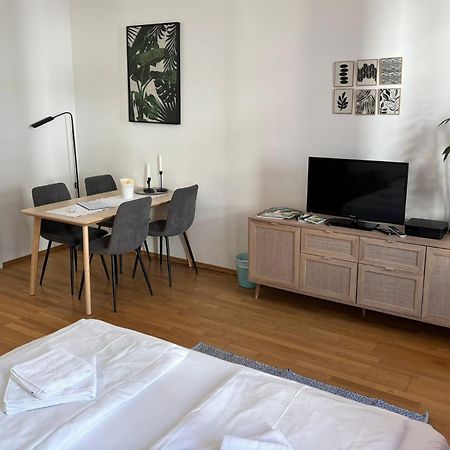 Casa Nostra - Helle Wohnung - Direkt Am Augarten Wiedeń Zewnętrze zdjęcie